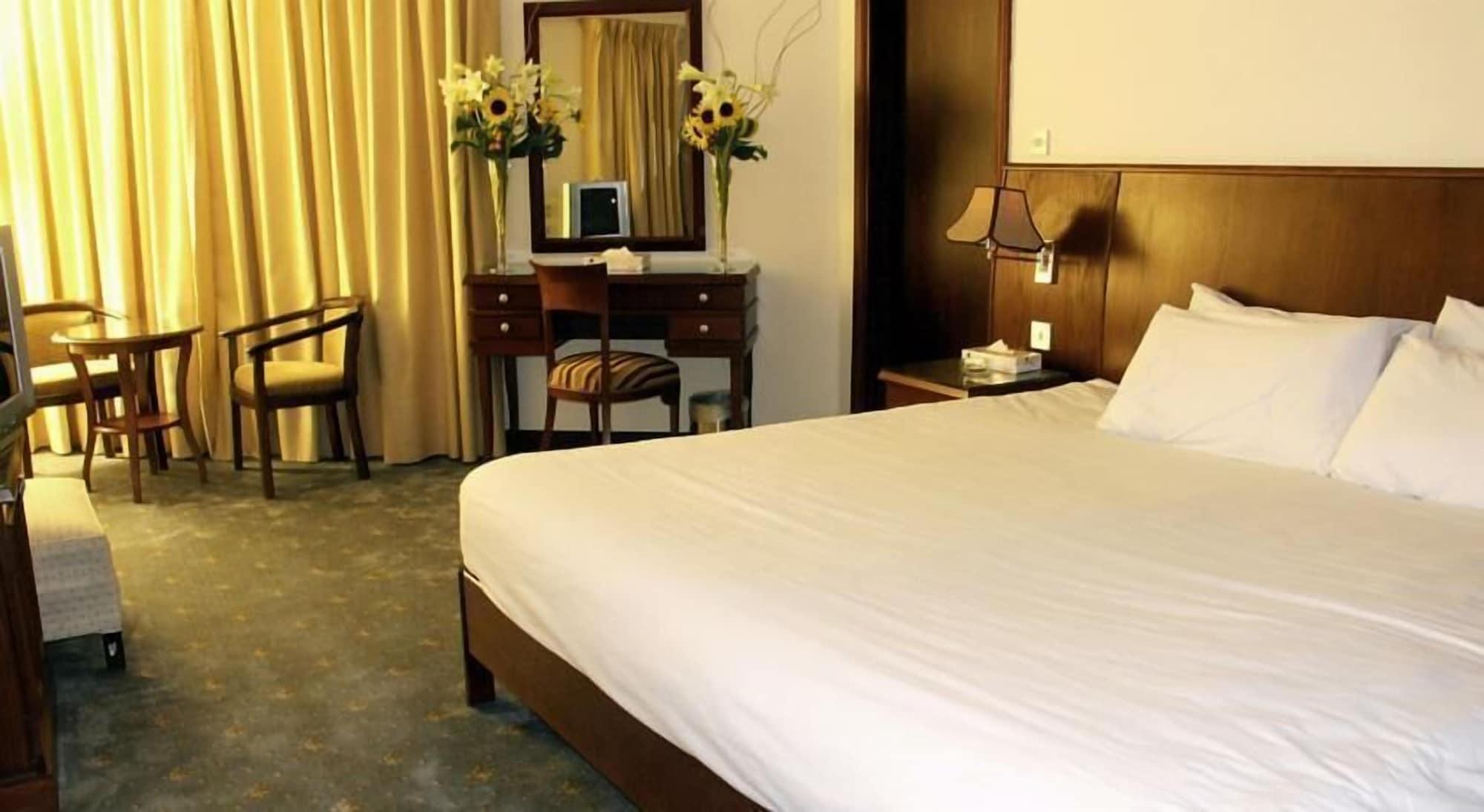 Le Vendome Hotel Amman Exterior photo