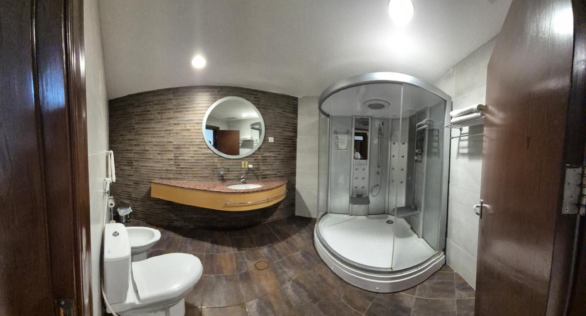 Le Vendome Hotel Amman Exterior photo