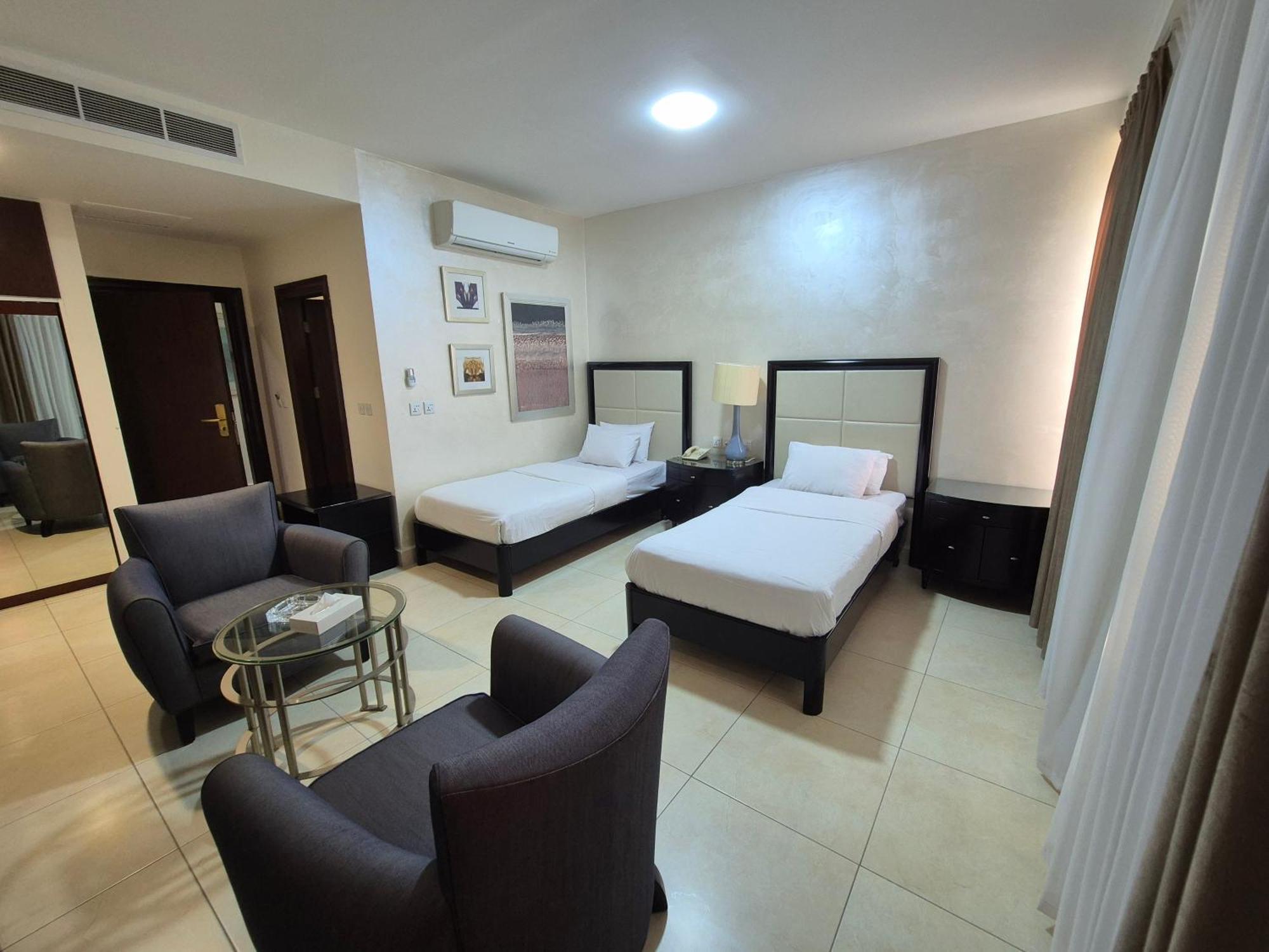 Le Vendome Hotel Amman Exterior photo