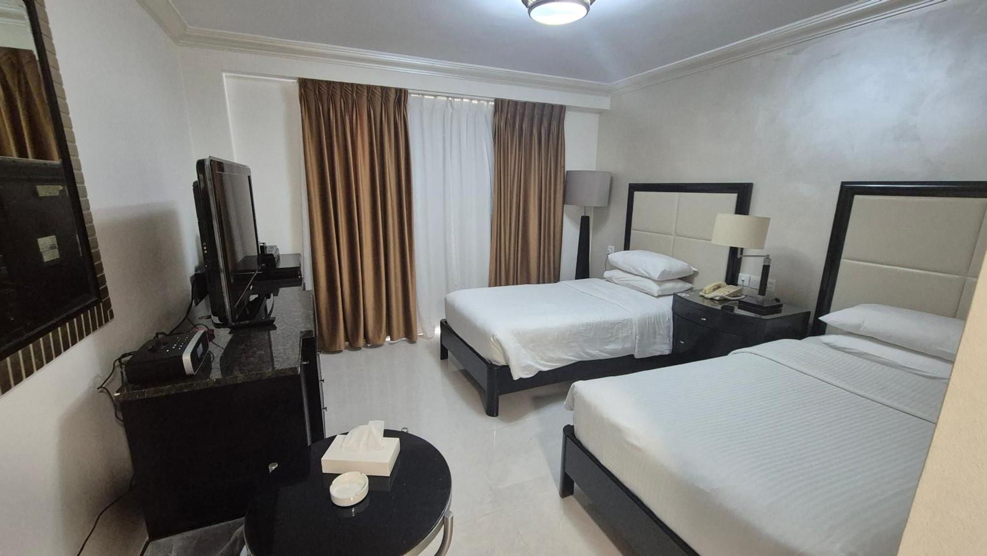 Le Vendome Hotel Amman Exterior photo