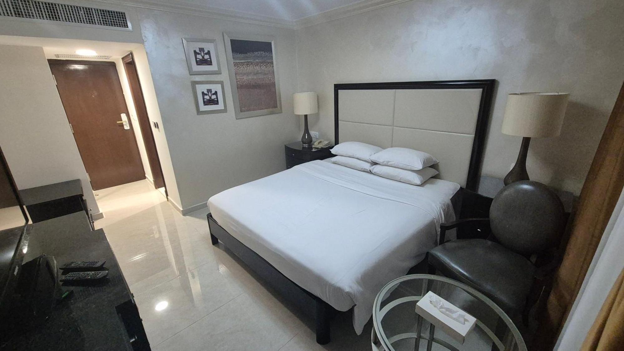 Le Vendome Hotel Amman Exterior photo