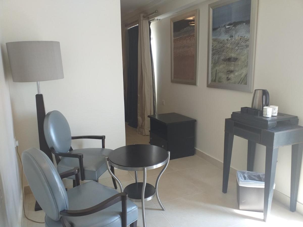 Le Vendome Hotel Amman Exterior photo